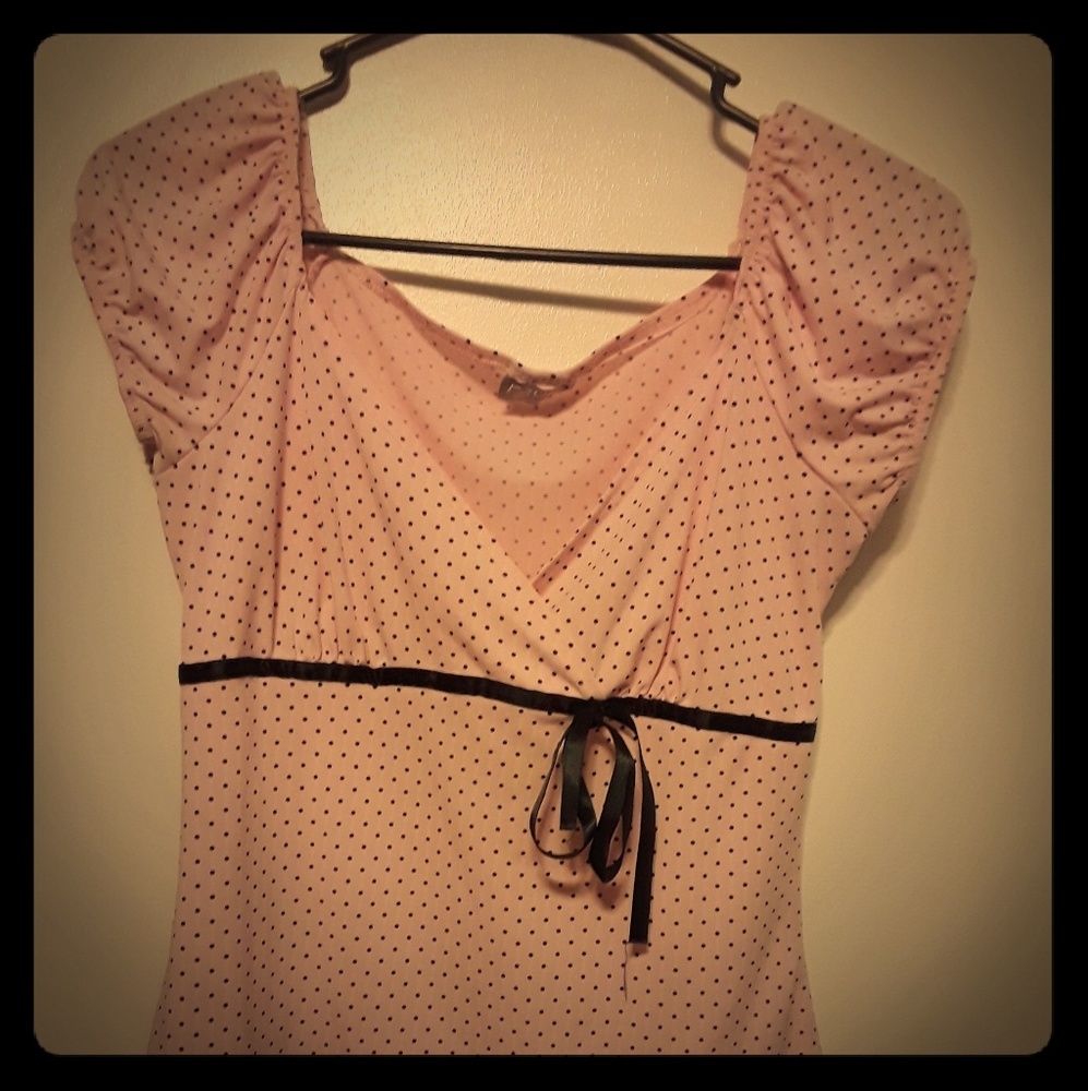 Pinup rockabilly polka dot top